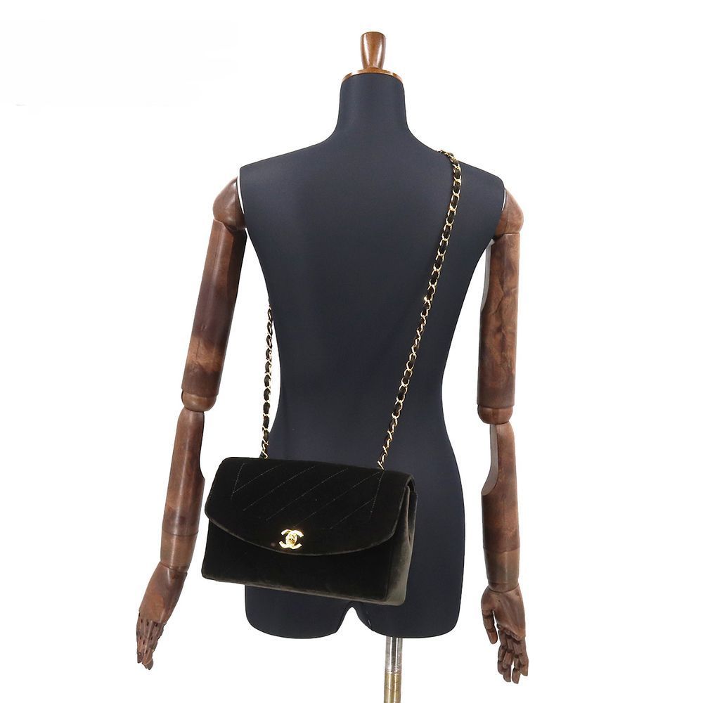 Chanel Diana 25 Matelasse Chain Shoulder Dark Green Shoulder Bag